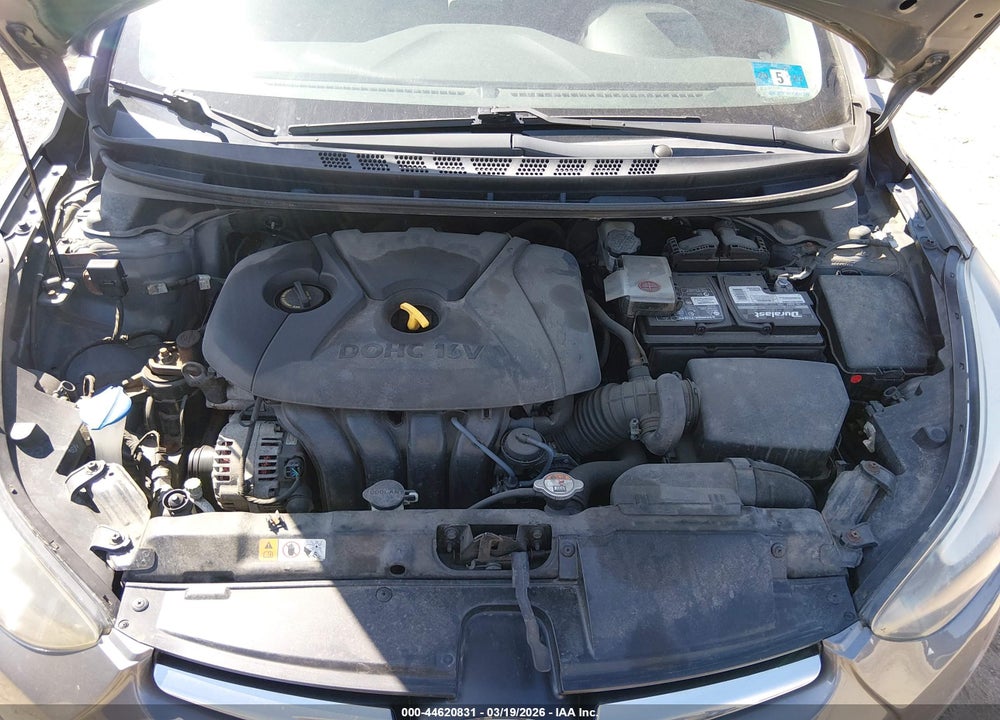 2014 HYUNDAI ELANTRA SE VIN: 5NPDH4AE4EH484342