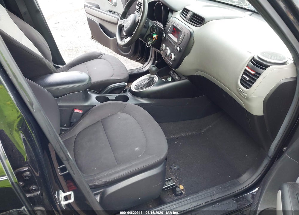 2015 KIA SOUL VIN: KNDJN2A28F7178806