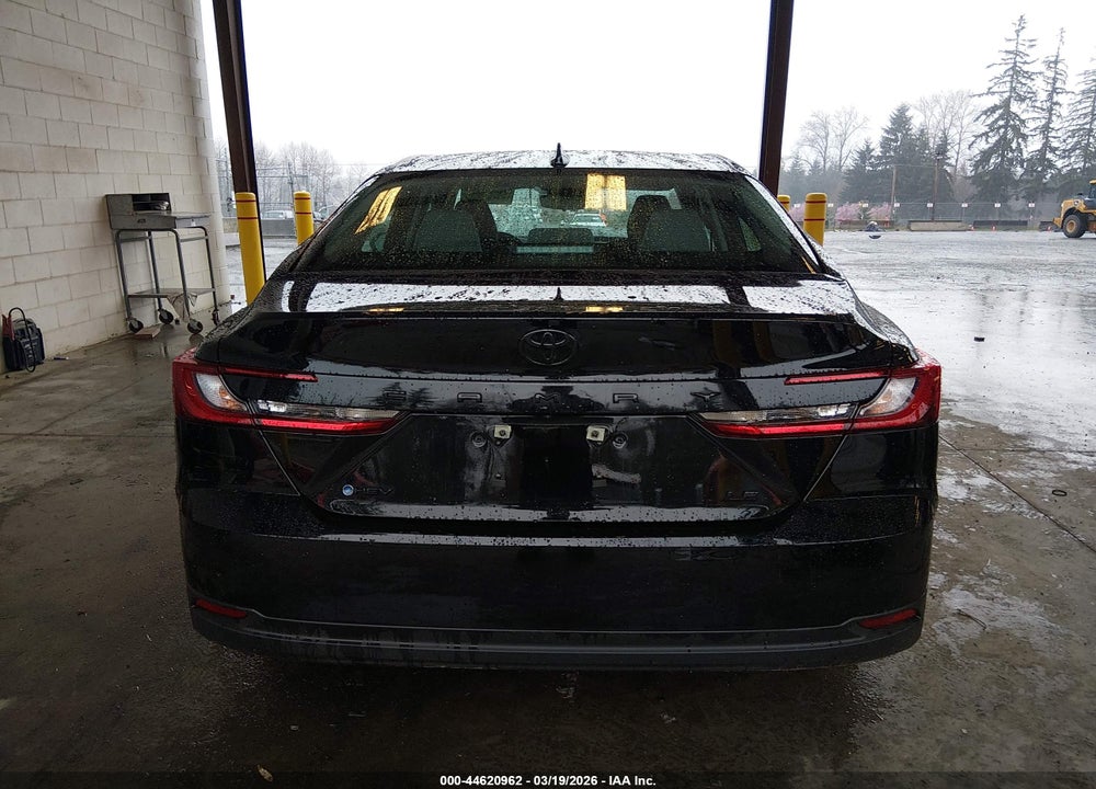 2025 TOYOTA CAMRY LE VIN: 4T1DAACK1SU207585