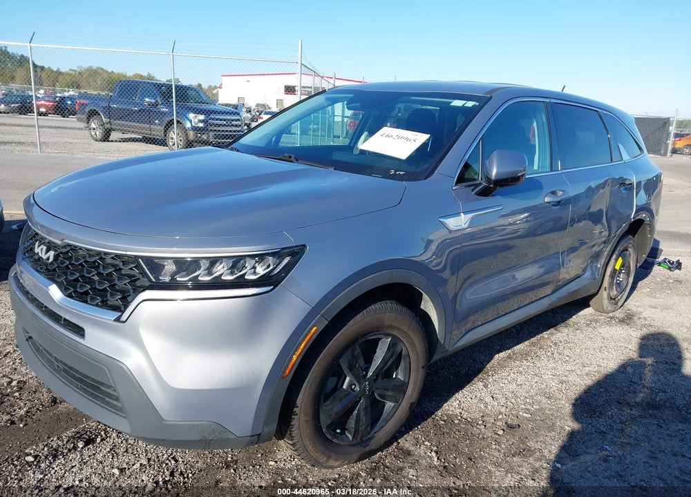 2022 KIA SORENTO LX VIN: 5XYRG4LC8NG144624