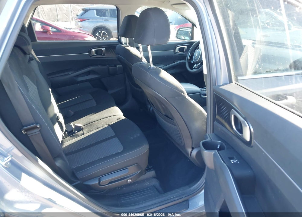 2022 KIA SORENTO LX VIN: 5XYRG4LC8NG144624