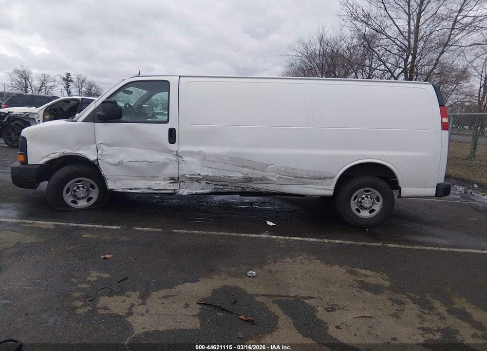 2015 CHEVROLET EXPRESS 2500 WORK VAN VIN: 1GCWGGFF0F1111340