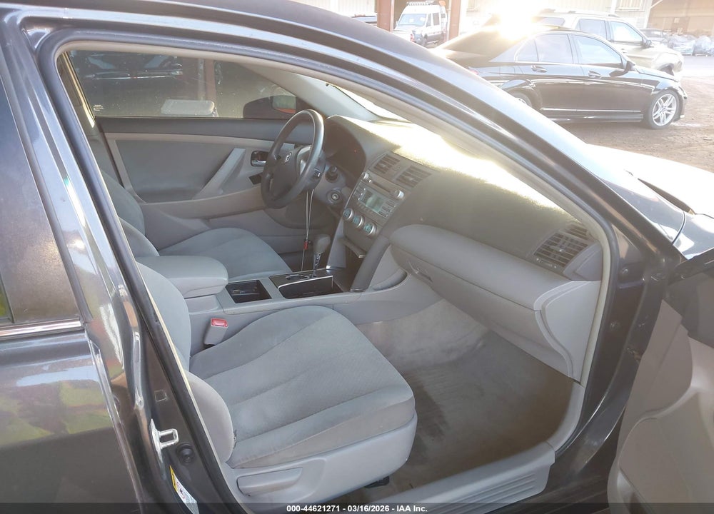 2009 TOYOTA CAMRY LE VIN: 4T1BE46K19U406252