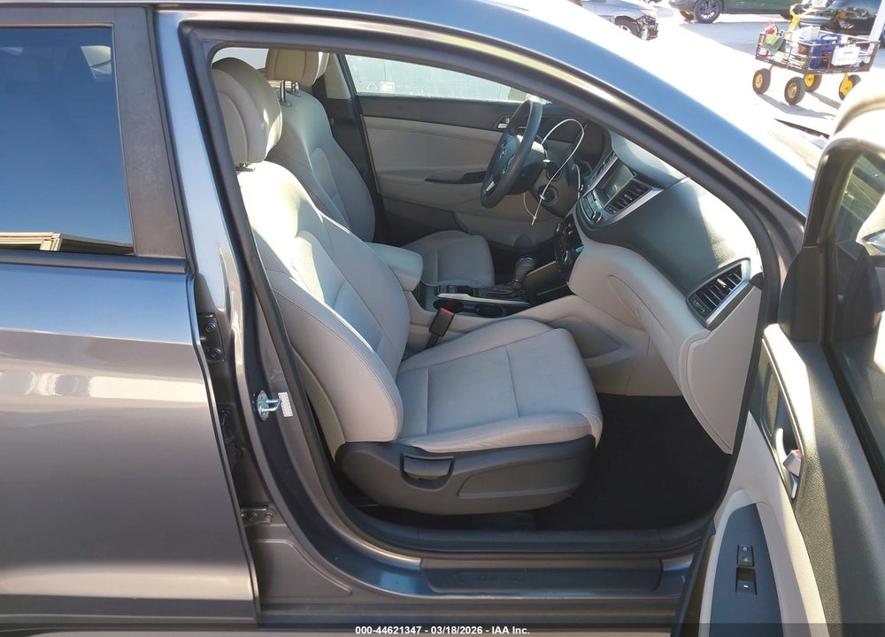 2018 HYUNDAI TUCSON SEL VIN: KM8J33A46JU694486