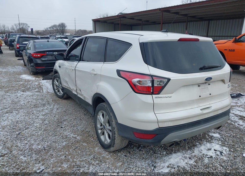 2017 FORD ESCAPE SE VIN: 1FMCU0GD3HUC42999