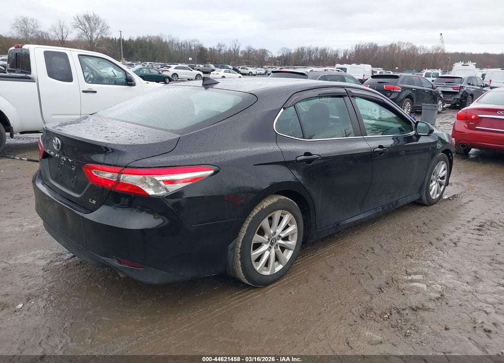 2019 TOYOTA CAMRY LE VIN: 4T1B11HK6KU815232