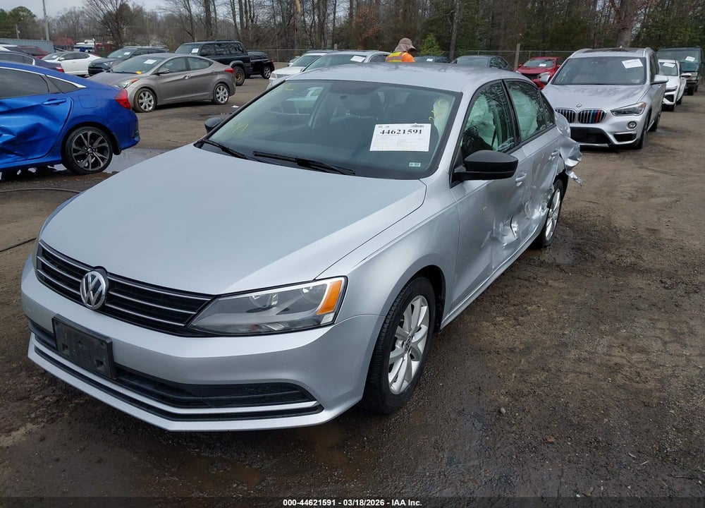 2015 VOLKSWAGEN JETTA 1.8T SE VIN: 3VWD17AJ0FM231630