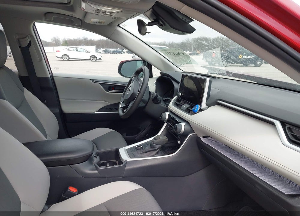 2025 TOYOTA RAV4 HYBRID XLE VIN: 4T3RWRFVXSU190238