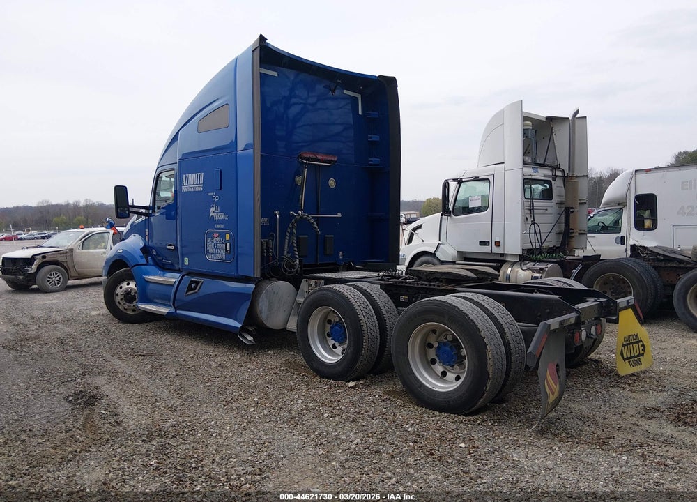 2020 KENWORTH T680 VIN: 1XKYD49X5LJ392491