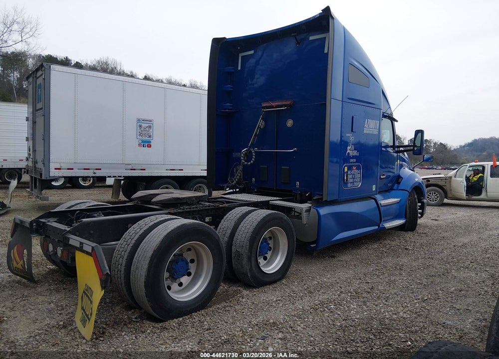2020 KENWORTH T680 VIN: 1XKYD49X5LJ392491