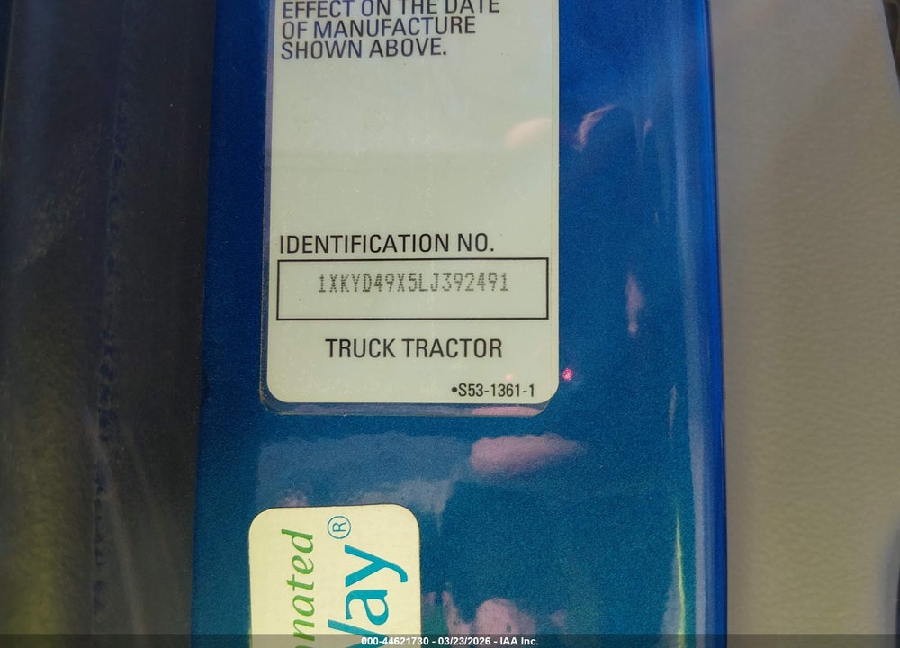 2020 KENWORTH T680 VIN: 1XKYD49X5LJ392491