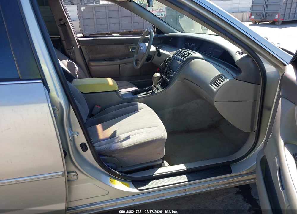 2002 TOYOTA AVALON XL VIN: 4T1BF28B72U232028