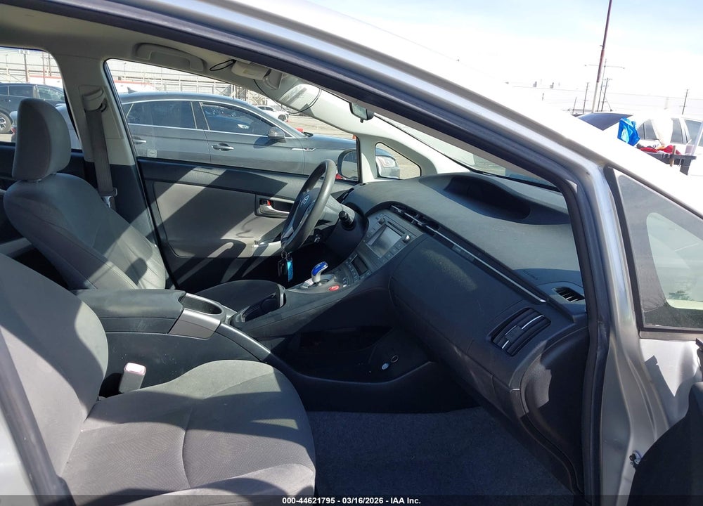 2012 TOYOTA PRIUS TWO VIN: JTDKN3DU9C5425569
