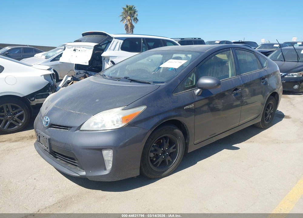 2015 TOYOTA PRIUS TWO VIN: JTDKN3DU7F1945331