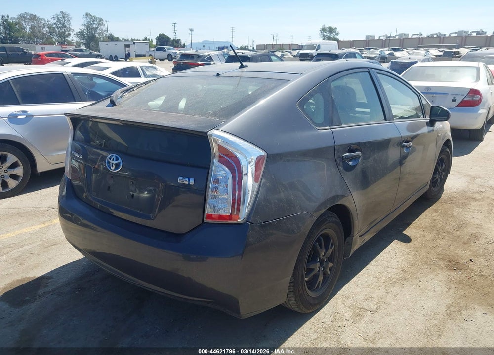 2015 TOYOTA PRIUS TWO VIN: JTDKN3DU7F1945331