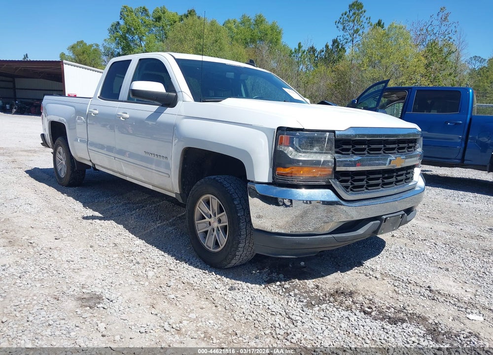 2017 CHEVROLET SILVERADO 1500 1LT VIN: 1GCRCREH0HZ358000