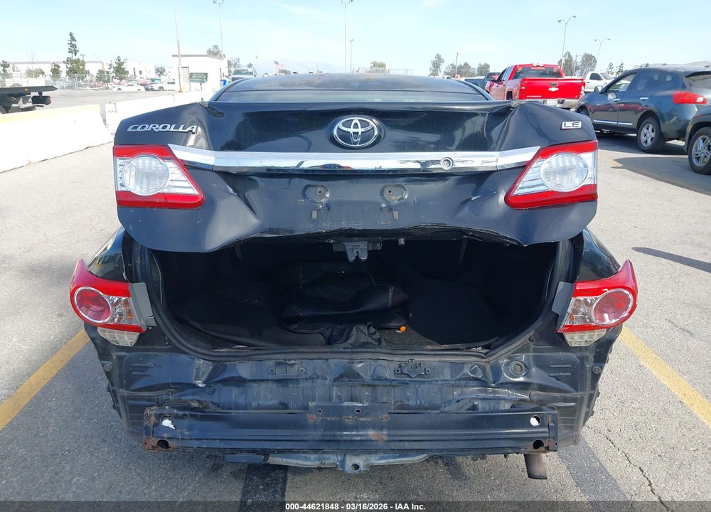 2011 TOYOTA COROLLA LE VIN: JTDBU4EE8BJ104824