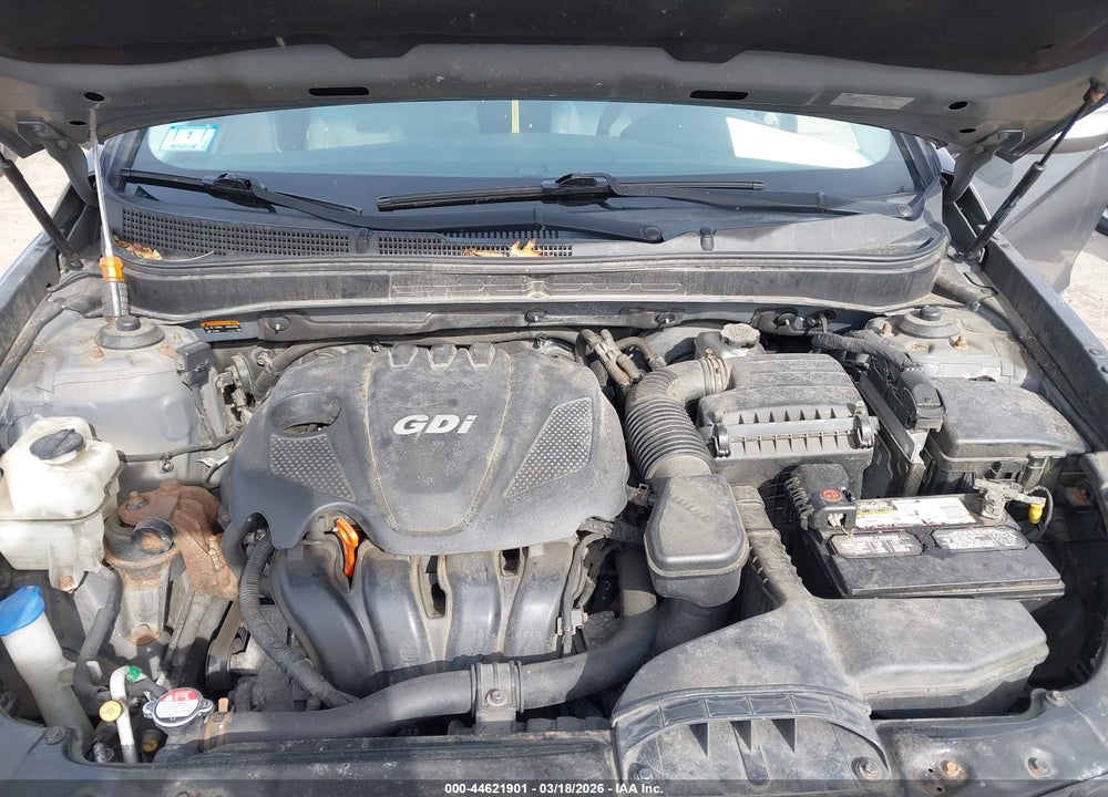 2014 HYUNDAI SONATA GLS VIN: 5NPEB4AC4EH821709