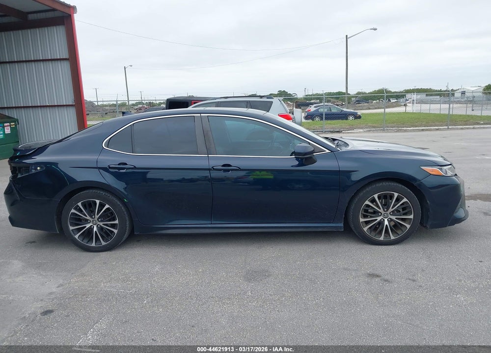 2019 TOYOTA CAMRY SE VIN: 4T1B11HK2KU719890