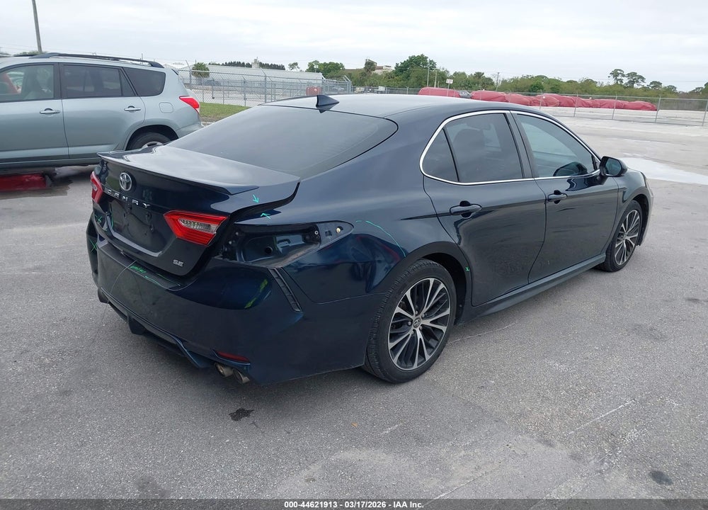 2019 TOYOTA CAMRY SE VIN: 4T1B11HK2KU719890