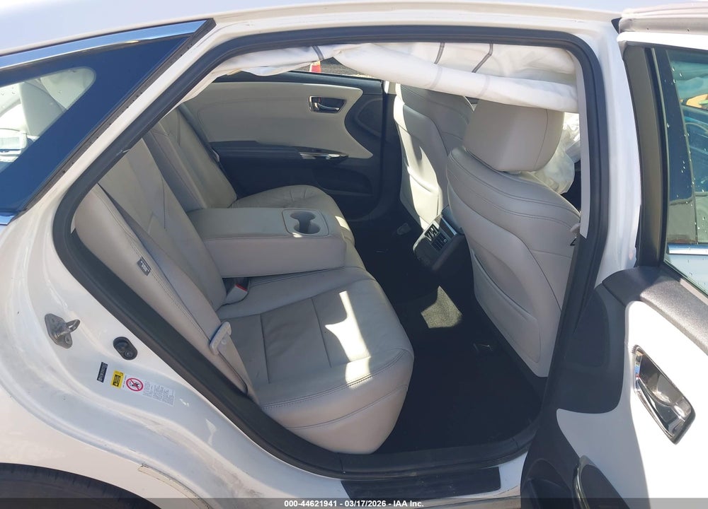 2014 TOYOTA AVALON XLE VIN: 4T1BK1EB4EU134623