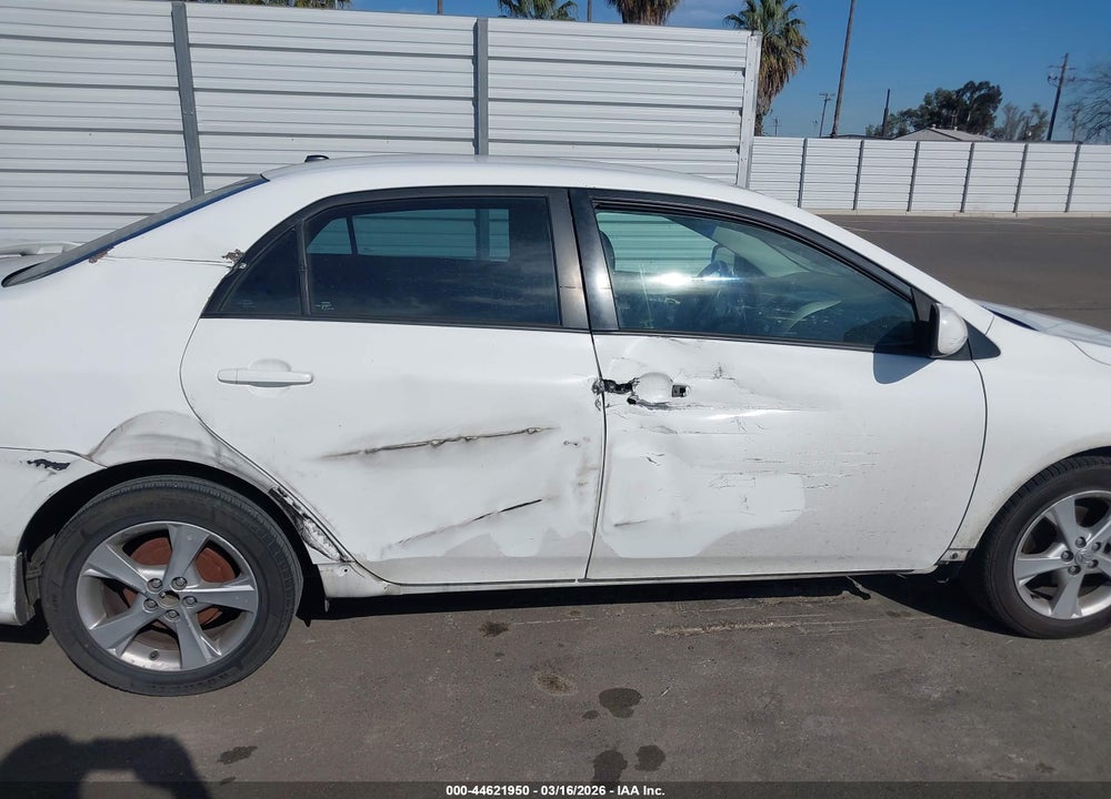 2011 TOYOTA COROLLA S VIN: 2T1BU4EE8BC667660