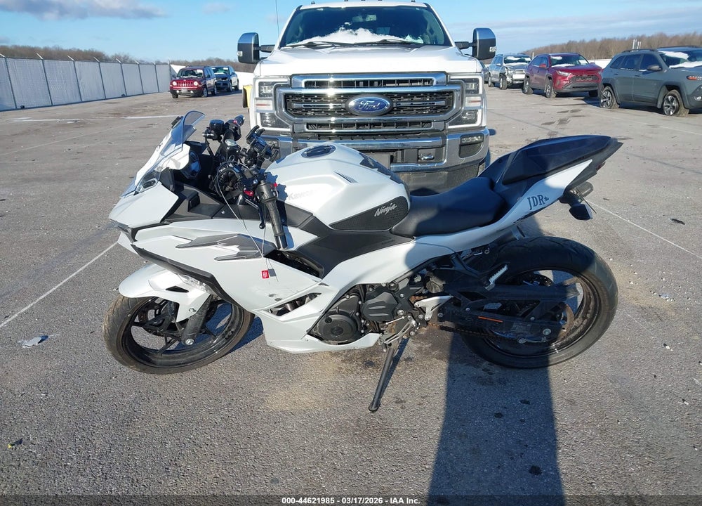 2025 KAWASAKI EX500 H VIN: ML5EXGH12SDA59373
