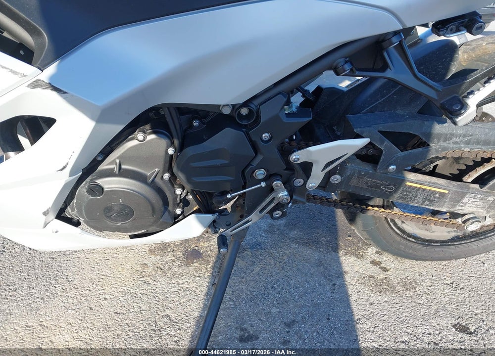 2025 KAWASAKI EX500 H VIN: ML5EXGH12SDA59373