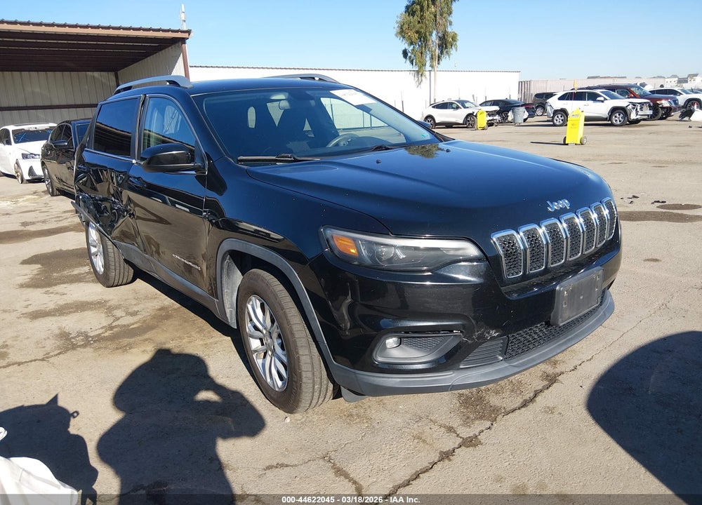 2019 JEEP CHEROKEE LATITUDE 4X4 VIN: 1C4PJMCX2KD208811