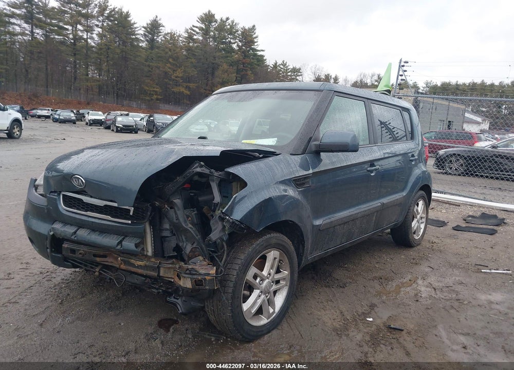 2011 KIA SOUL + VIN: KNDJT2A23B7219276