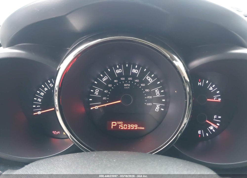 2011 KIA SOUL + VIN: KNDJT2A23B7219276