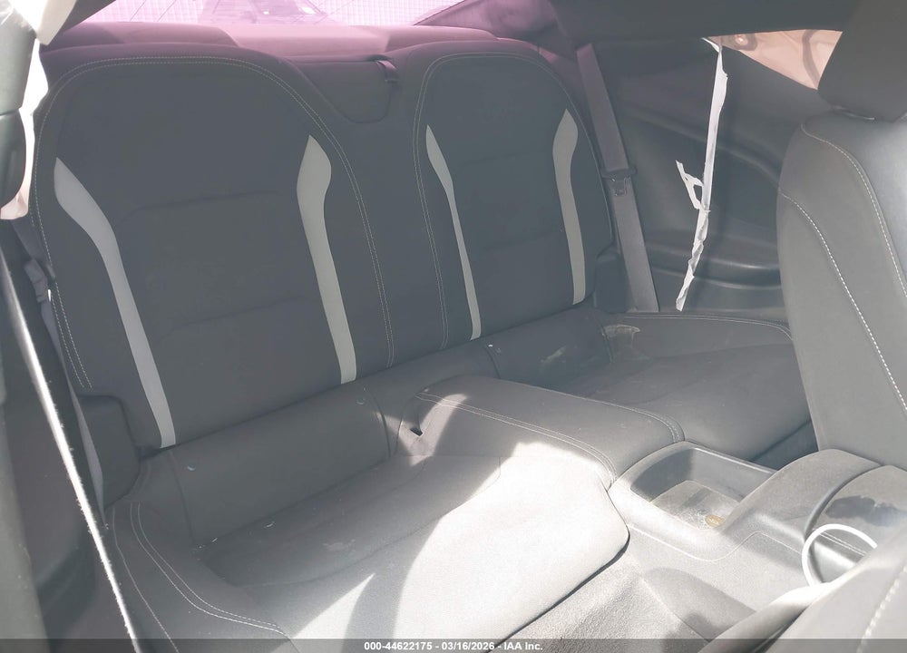 2016 CHEVROLET CAMARO 1LT VIN: 1G1FB1RS6G0191182