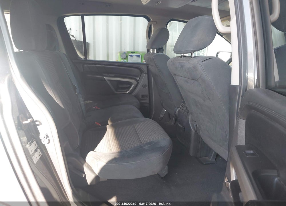 2015 NISSAN ARMADA PLATINUM/SL/SV VIN: 5N1AA0NC2FN606492