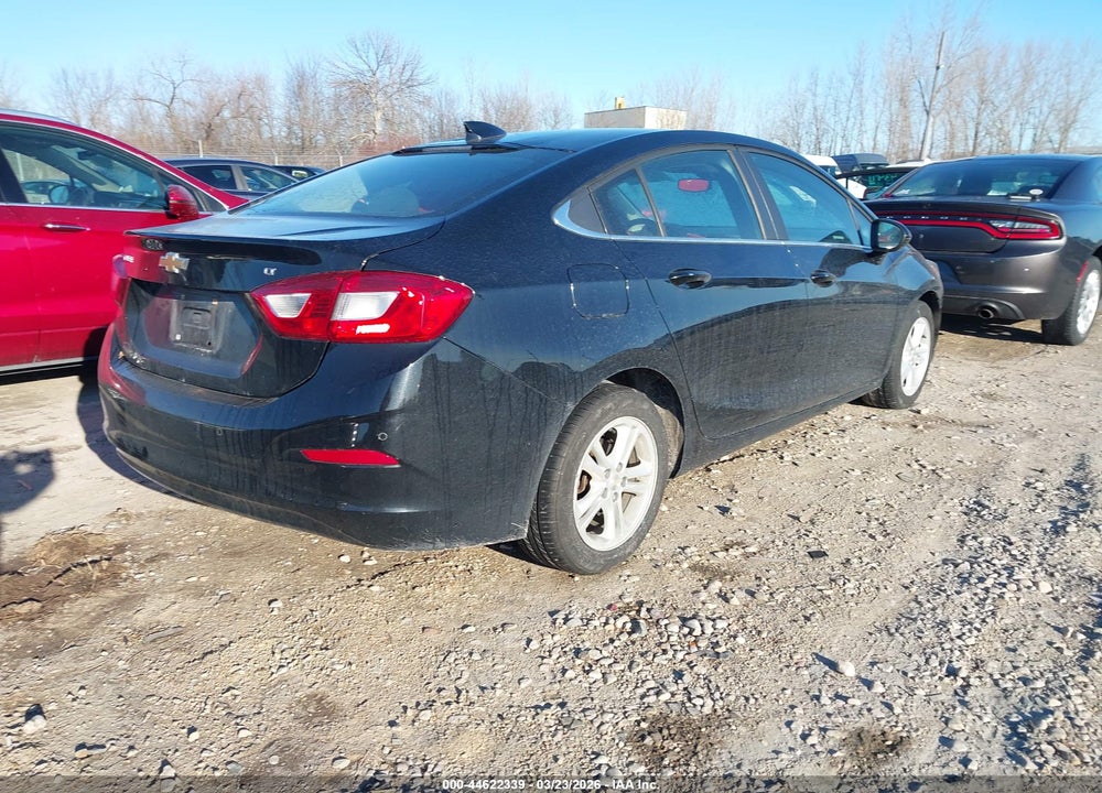 2018 CHEVROLET CRUZE LT AUTO VIN: 1G1BE5SM5J7204480