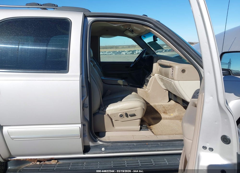 2005 CHEVROLET TAHOE LT VIN: 1GNEK13TX5J206513