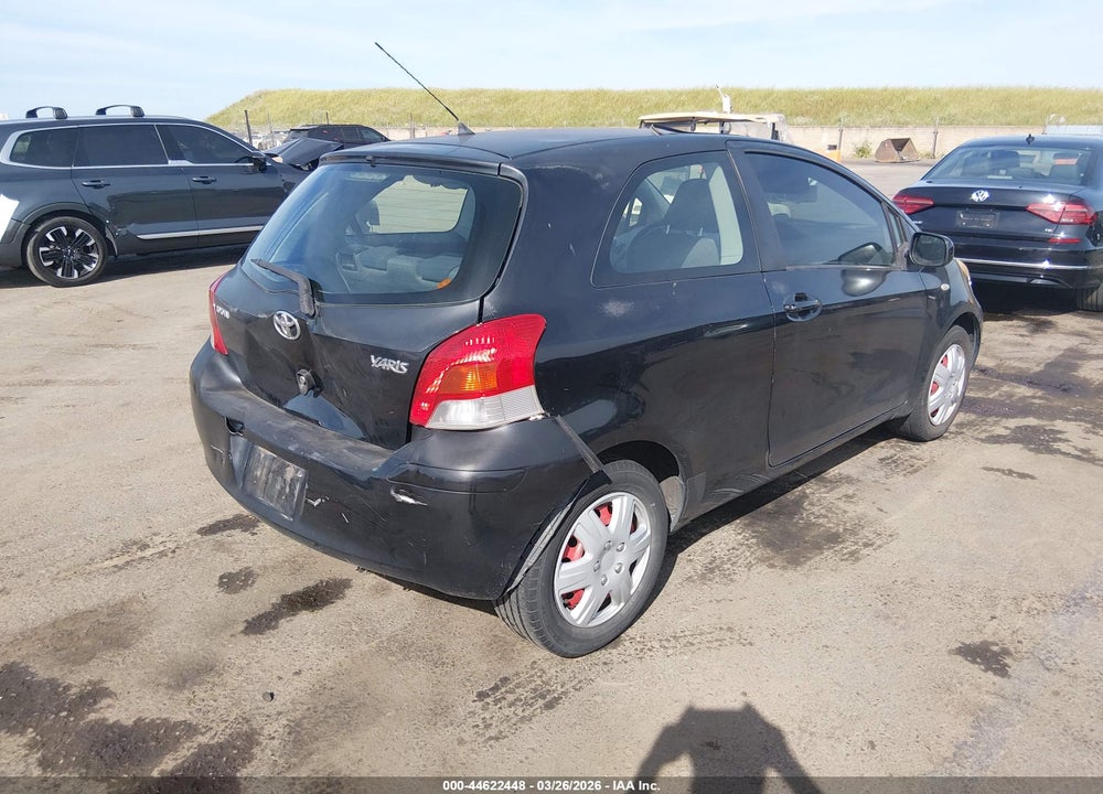 2009 TOYOTA YARIS VIN: JTDJT903095278438