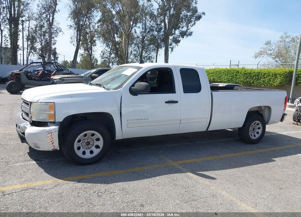 2011 CHEVROLET SILVERADO 1500 LT VIN: 1GCRCSE08BZ221198