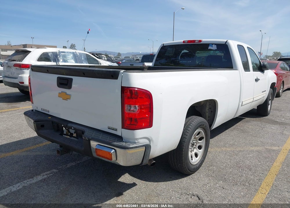 2011 CHEVROLET SILVERADO 1500 LT VIN: 1GCRCSE08BZ221198