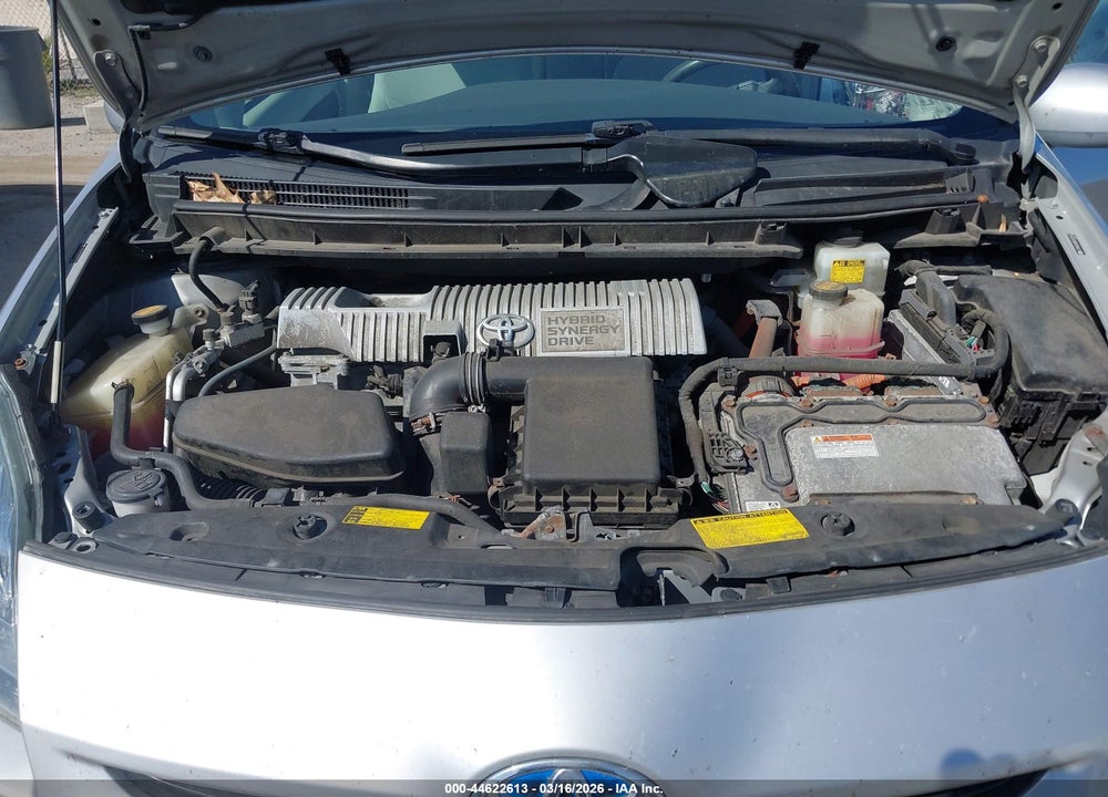 2011 TOYOTA PRIUS TWO VIN: JTDKN3DU8B0257953