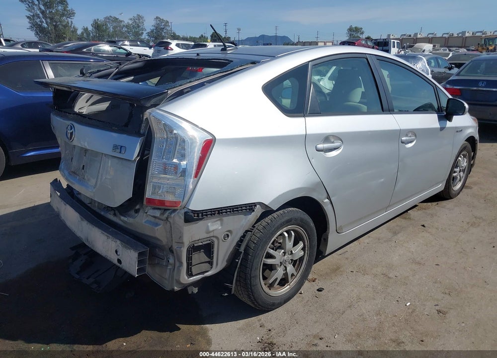 2011 TOYOTA PRIUS TWO VIN: JTDKN3DU8B0257953