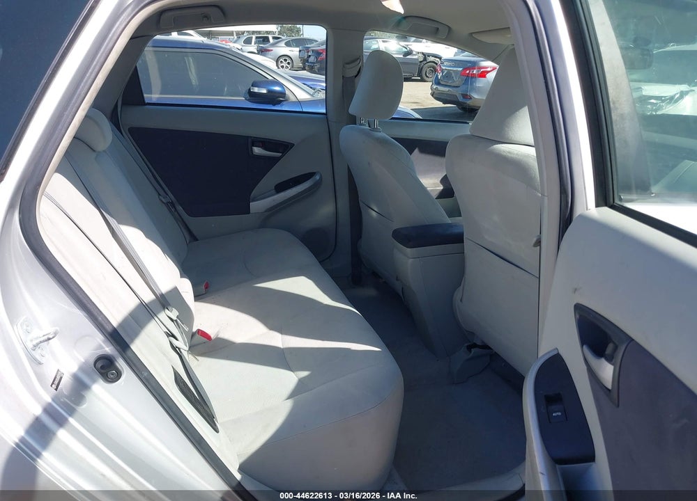 2011 TOYOTA PRIUS TWO VIN: JTDKN3DU8B0257953