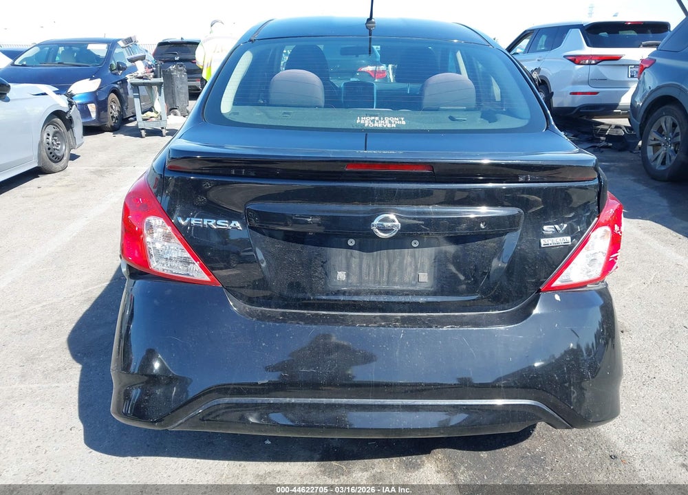 2018 NISSAN VERSA 1.6 SV VIN: 3N1CN7AP3JL879827