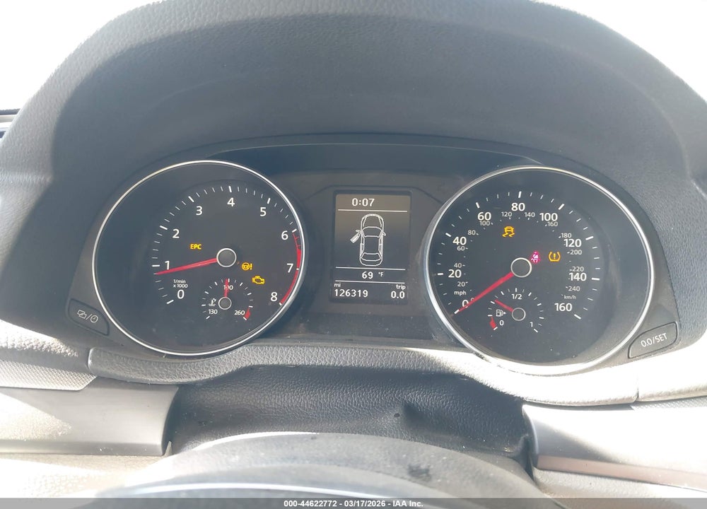 2018 VOLKSWAGEN PASSAT 2.0T R-LINE/2.0T S VIN: 1VWAA7A32JC019892