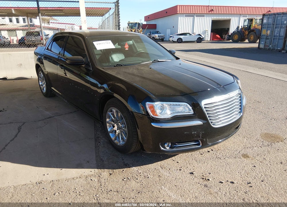 2013 CHRYSLER 300 VIN: 2C3CCAAG9DH588654