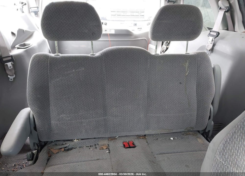 2001 FORD WINDSTAR LX VIN: 2FMZA51481BB31580