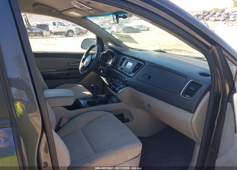 2016 KIA SEDONA LX VIN: KNDMB5C19G6082105