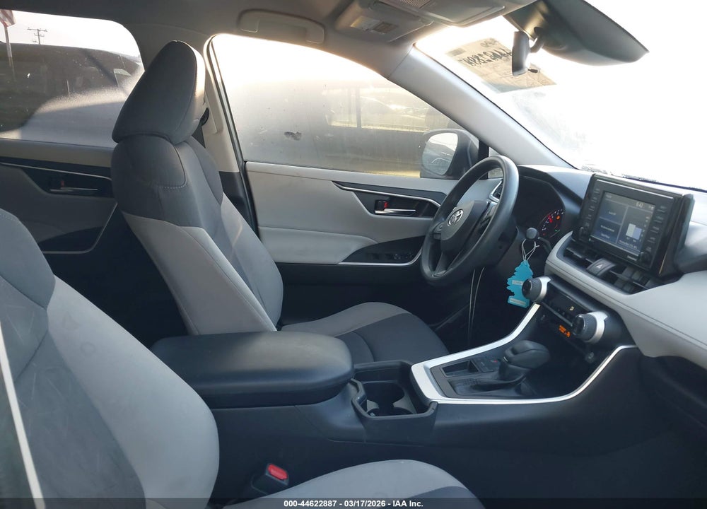 2021 TOYOTA RAV4 XLE VIN: JTMW1RFV9MD061375