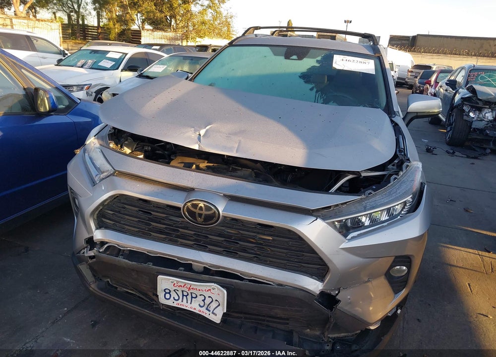 2021 TOYOTA RAV4 XLE VIN: JTMW1RFV9MD061375