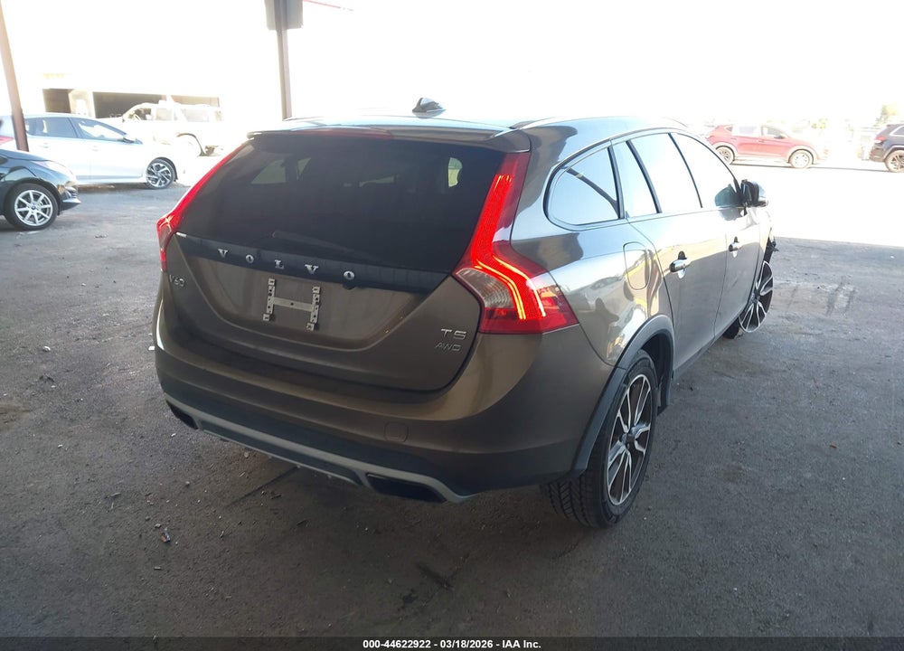 2018 VOLVO V60 CROSS COUNTRY T5 VIN: YV440MWK4J2058052