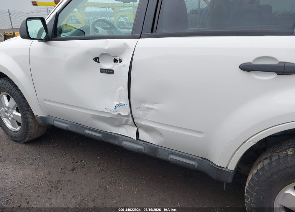 2009 FORD ESCAPE XLT VIN: 1FMCU03759KD06926